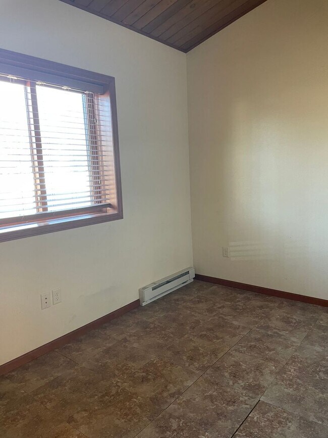 Foto del edificio - 1810 4th Ave NW