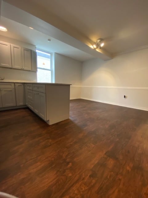 Building Photo - 1721 W Tioga St