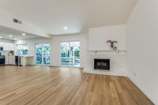 Building Photo - 2023 Brentwood Ln