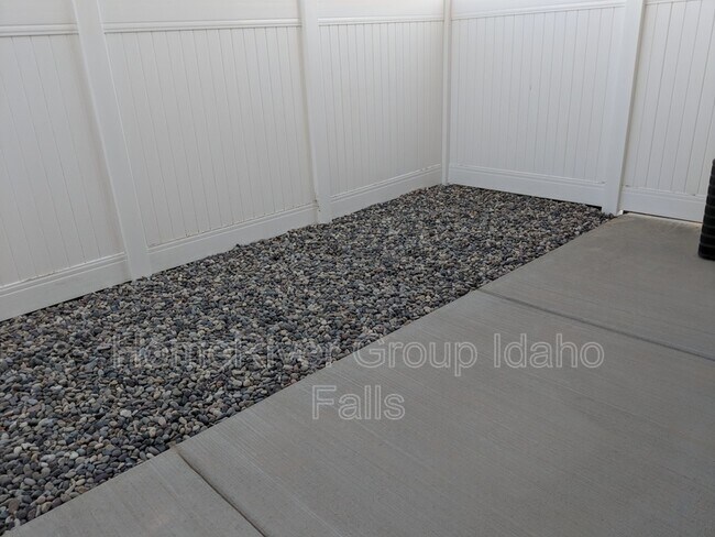 Foto del edificio - 815 Trails End