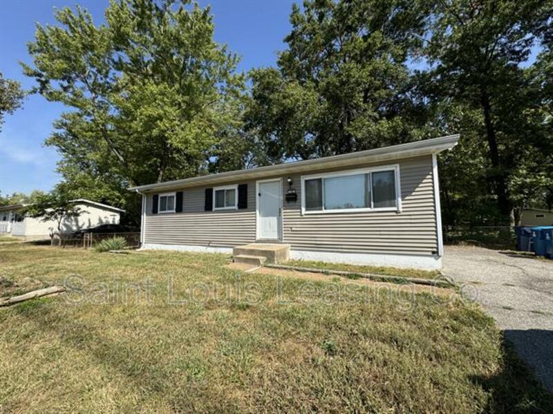 Primary Photo - 745 Ferguson Ave