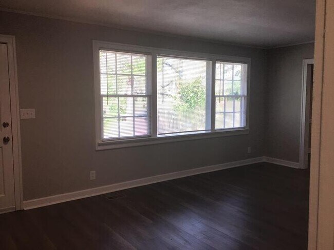 Building Photo - 177 W Ridge Cir