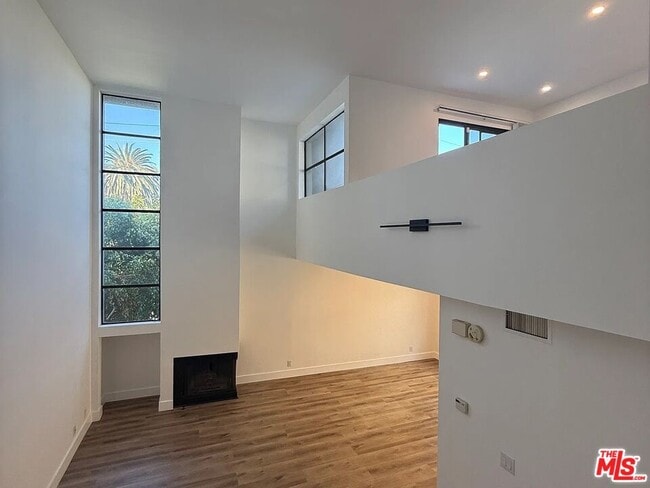 Building Photo - 1610 Camden Ave