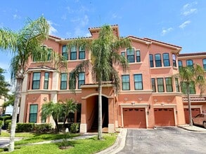 Building Photo - 2747 Via Capri