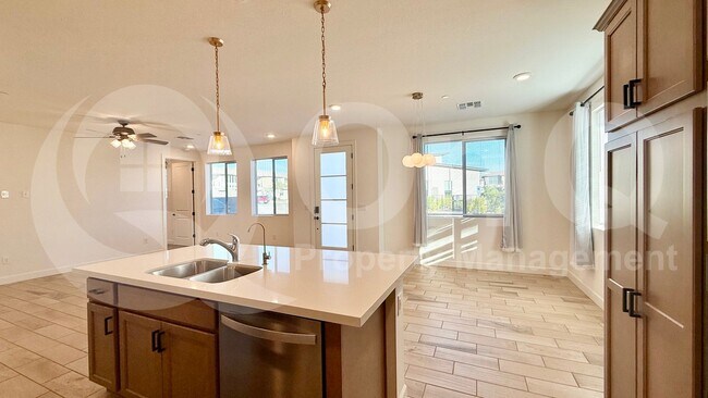 Foto del edificio - 2121 W Sonoran Desert Dr