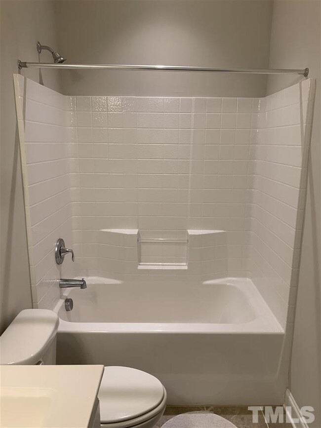Building Photo - 141 White Hill Dr