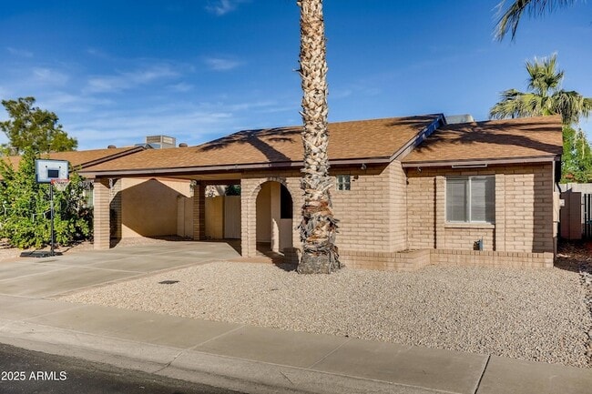 Foto del edificio - 510 E Sequoia Dr