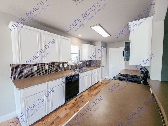 Building Photo - "Charming 3-Bedroom Retreat with 2 Full Baths near Haslet – Spacious 1,638 Sq. Ft. Home!"