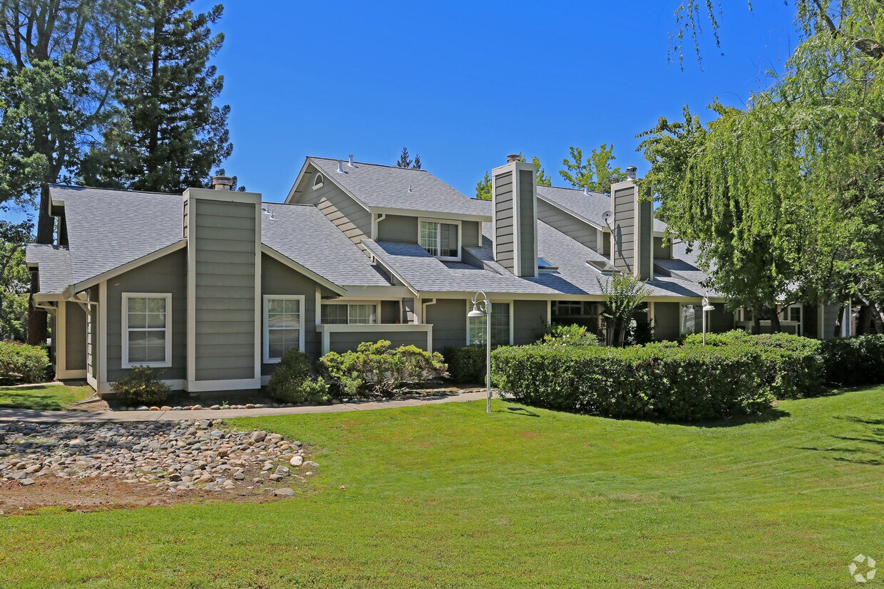 Lakeside Townhomes Folsom, CA
