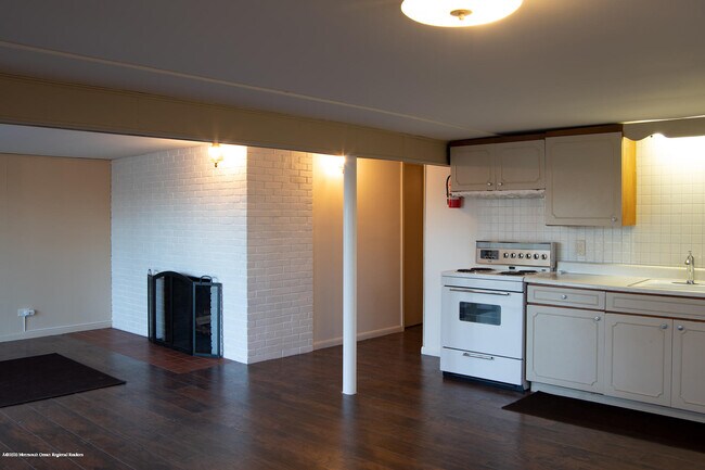 Building Photo - 1152 NJ-34