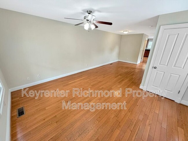 Building Photo - 708 Albemarle St