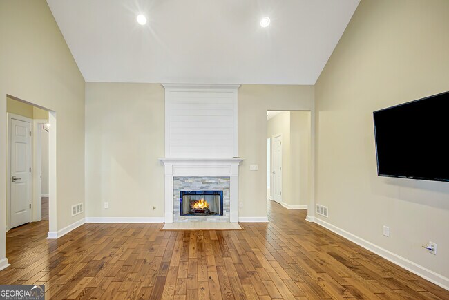 Foto del edificio - 112 Cottage Grove