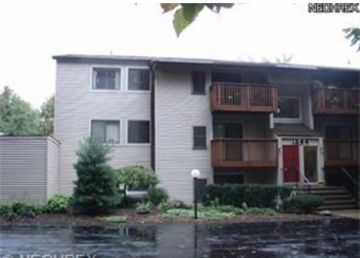 Primary Photo - 1544 Cedarwood Dr
