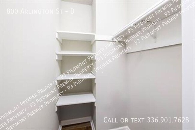 Building Photo - 800 Arlington St