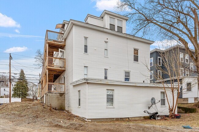 Foto del edificio - 309 Lancaster St