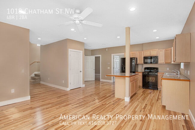 Building Photo - 1018 Chatham St NW