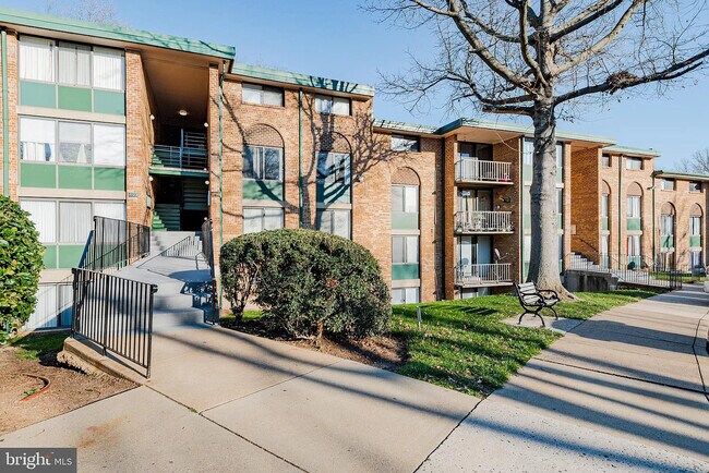 Building Photo - 493 N Armistead St