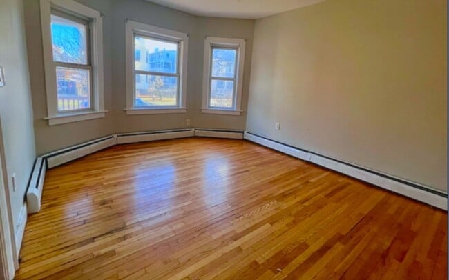 Foto del edificio - 67-69 Cameron Ave