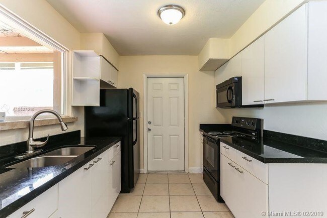 Building Photo - 1353 NW 62nd Way