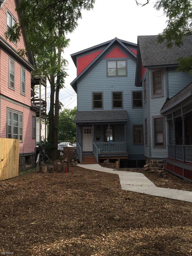 Foto principal - 328 E Jefferson St