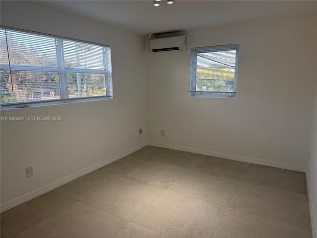 Foto del edificio - 5963 SW 66th Terrace