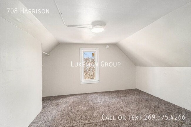 Foto del edificio - 708 Harrison-