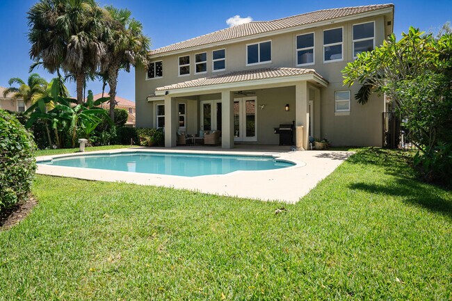 Building Photo - 5569 SE Hammock Reserve Terrace