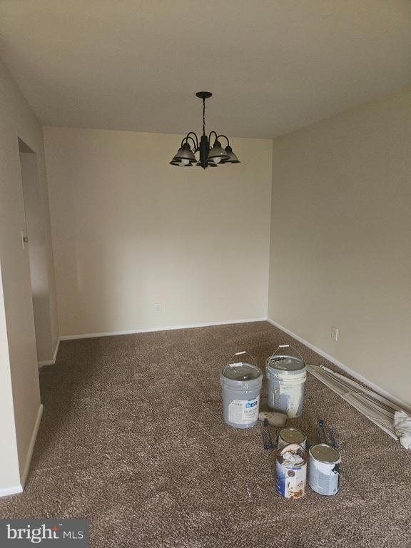 Building Photo - 326 Drummers Ln