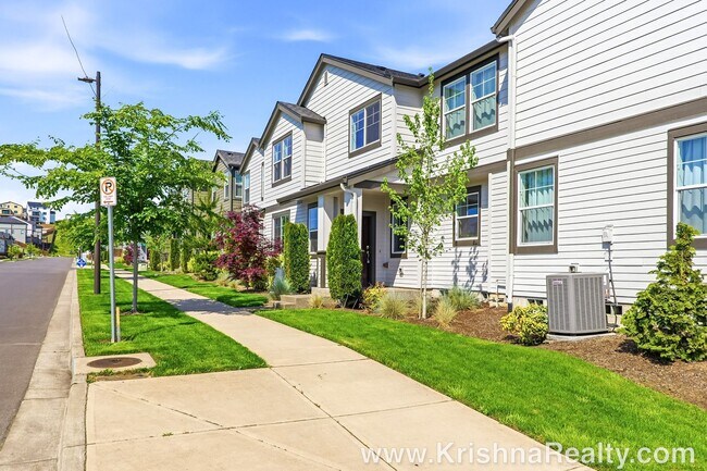Foto del edificio - Modern 3BD | 2.5BA Townhome | Beaverton Living at Its Best