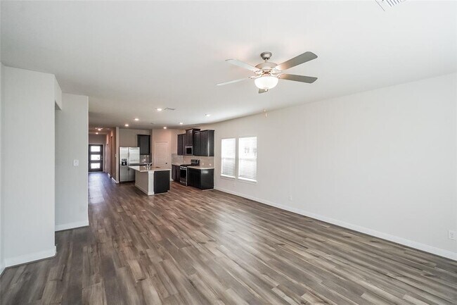 Foto del edificio - 4223 Rocky Plns Ln