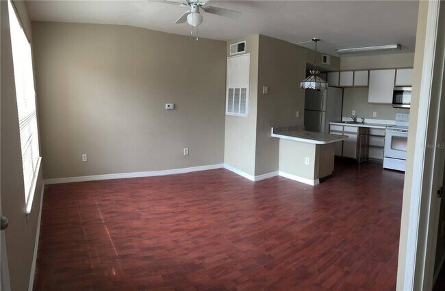 Foto del edificio - 2200 Key W Ct