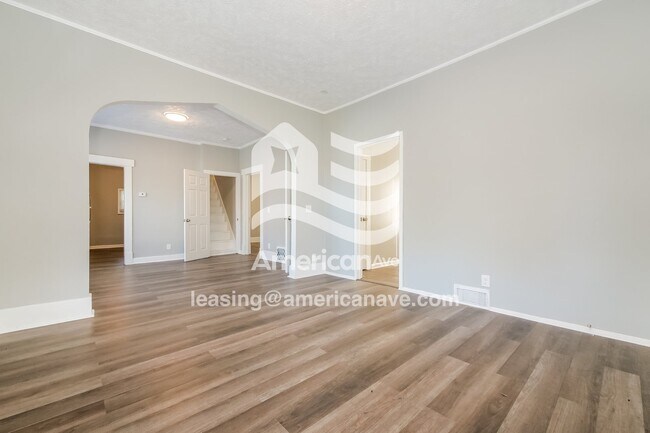 Foto del edificio - 2518 Jaynes St