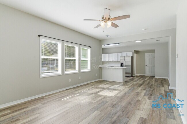 Foto del edificio - 962 Thelma St