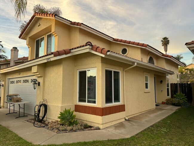 Building Photo - 4 Bedroom Rancho San Diego
