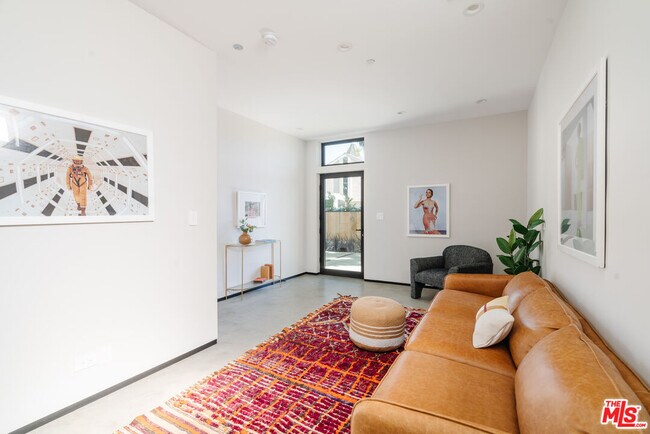 Foto del edificio - 609 Broadway St