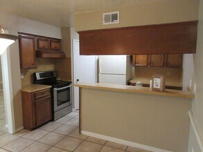 Building Photo - 11514 Meadow Ln