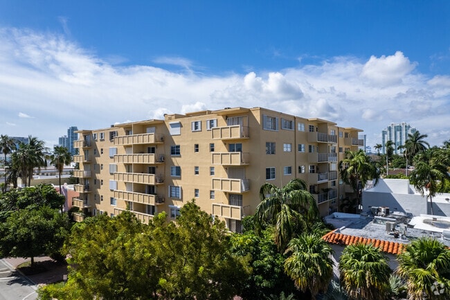 Building Photo - Penn Terrace Towers