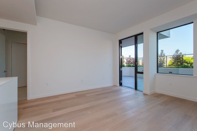 Foto del edificio - 1 br, 1.5 bath House - 1650 Broadway #105