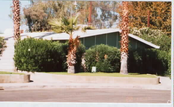 Building Photo - Desert Villas