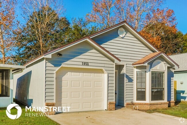 Building Photo - 1852 Manitoba Ct N