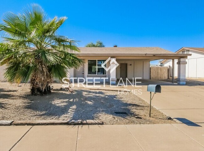 Building Photo - NOW OFFERING FIRST FULL MONTH FREE!