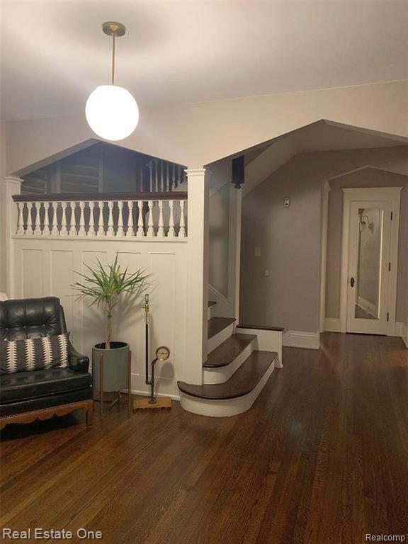 Foto del edificio - 755 Seyburn St