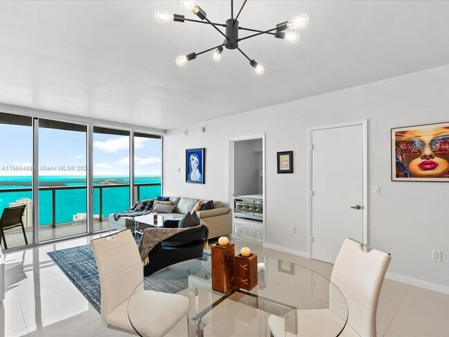 Building Photo - 465 Brickell Ave
