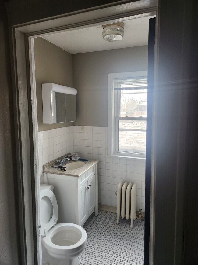 Foto del edificio - 12906 Larchmere Blvd