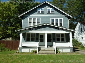 Building Photo - 835 College Ave