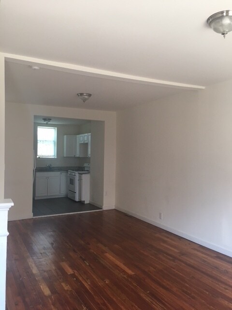 Foto del edificio - 2 BED 1 BATH house in South Philly!