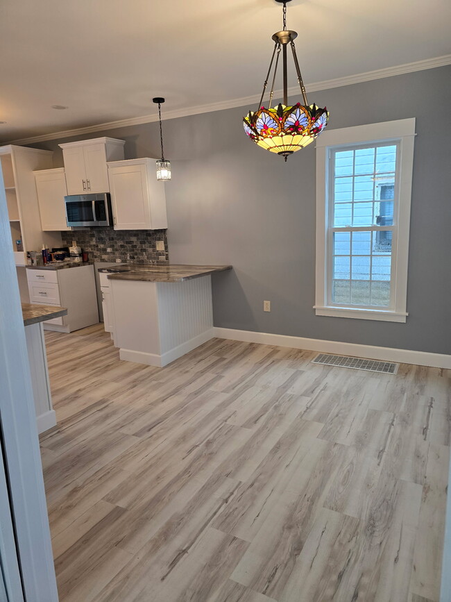 kitchen from foyer - 685 Chestnut St