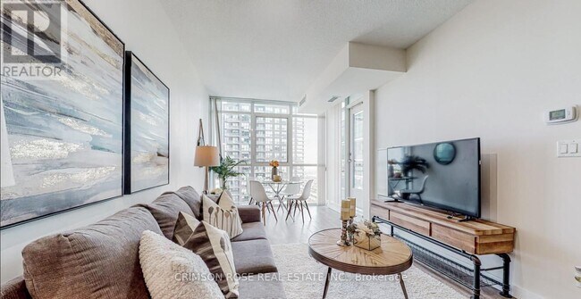 Photo du bâtiment - 4070 Confederation Pkwy