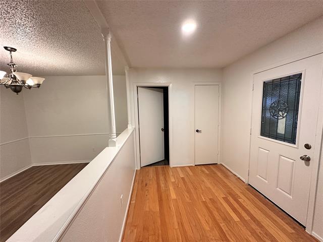 Foto del edificio - 2108 Blossom Ln