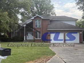Building Photo - 80 Ridgecrest Ct